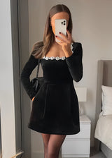 Éabha™ | Luxe Velvet Dress