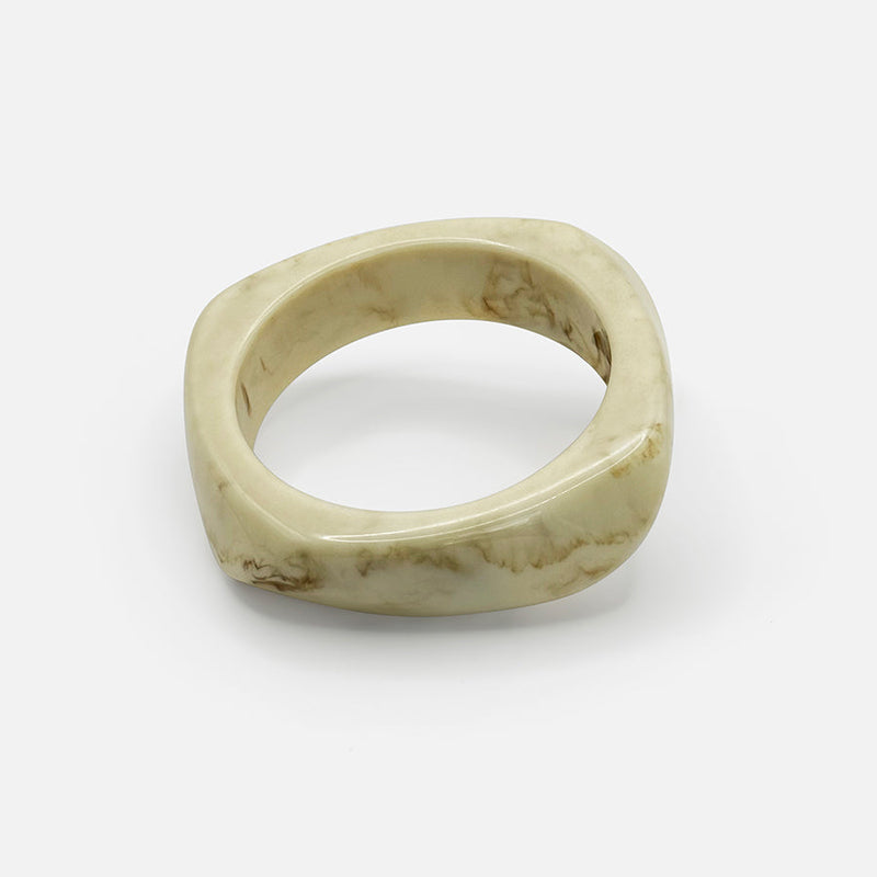 Velora™ | Sculpted Acrylic Bangle – Coconut