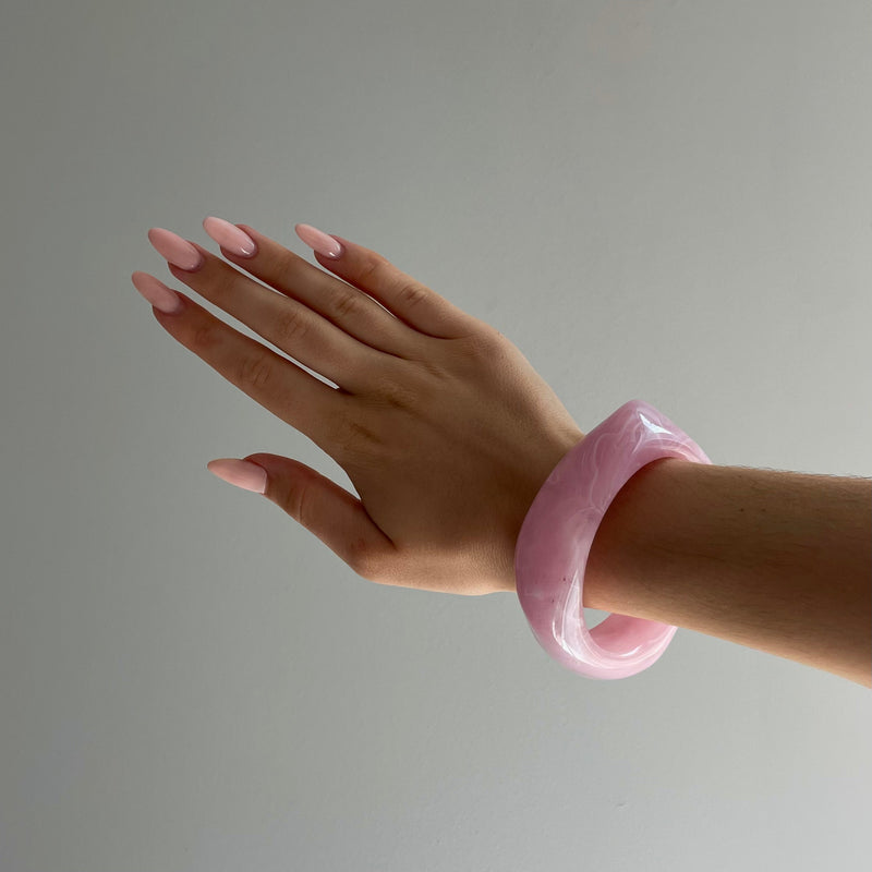 Rosella™ | Sculpted Acrylic Bangle – Rosa
