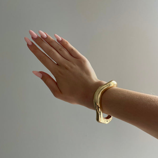 Opulence | Sculpted Gold Open Bracelet