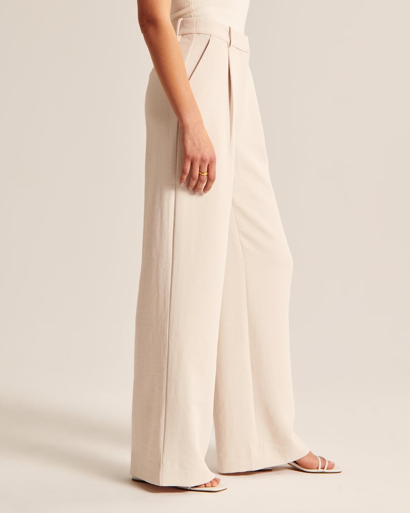Noa™ | Beige Wide-Leg Trousers