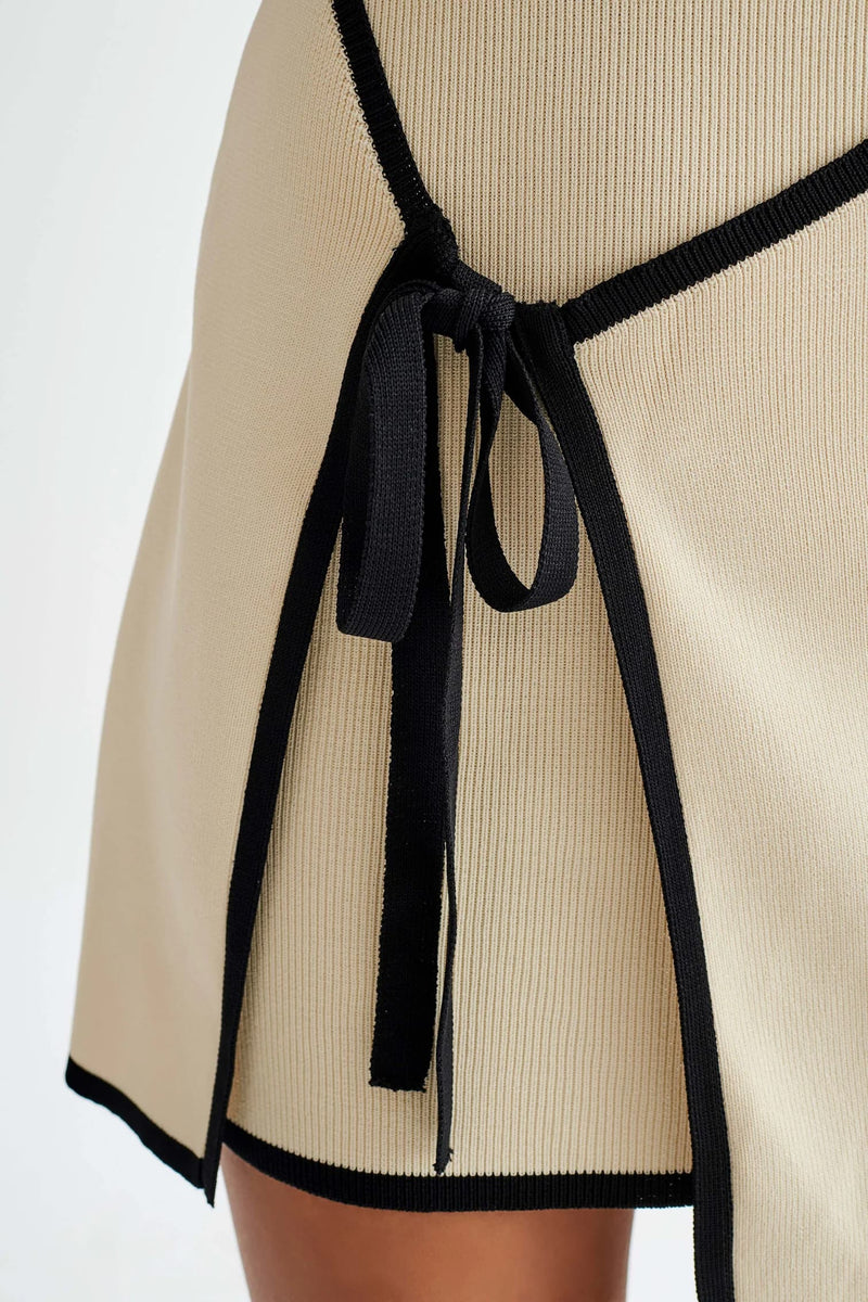 Aislinn™ | Sleeveless Velvet Dress